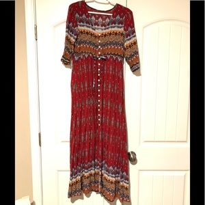 Red multicolored dress🥰